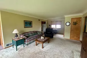 1003 N Renville St, Winthrop, MN 55396 - Photo 7