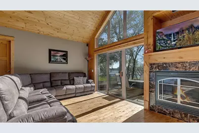 25399 Daventry Road, Paynesville, MN 56362 - Photo 5