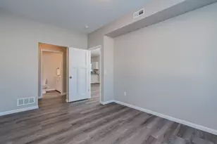 3120 Noble Dr, Mankato, MN 56001 - Photo 15