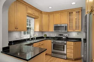 930 Nevada Ave W, Saint Paul, MN 55117 - Photo 11