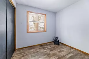 1575 N Hillview Dr, Buffalo City, WI 54622 - Photo 9