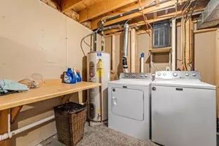 1575 N Hillview Dr, Buffalo City, WI 54622 - Photo 19