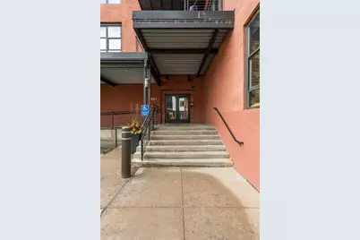 607 Washington Avenue S #302, Minneapolis, MN 55415 - Photo 3