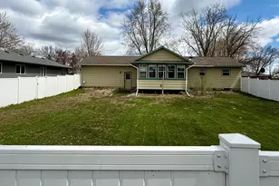 940 Lilac Dr, Sauk Centre Township, MN 56378 - Photo 3