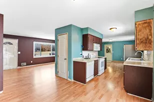 9656 Fawn Lake Dr NE, Stacy, MN 55079 - Photo 9