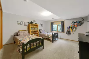 48135 Red Iron Rd, Kasota, MN 56050 - Photo 17