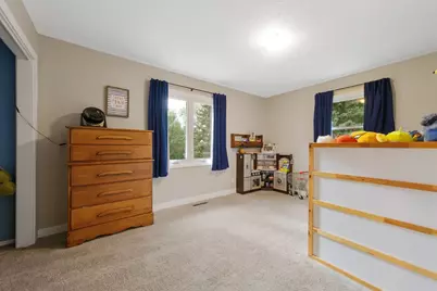 48135 Red Iron Road, Kasota, MN 56050 - Photo 13