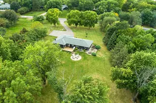 48135 Red Iron Rd, Kasota, MN 56050 - Photo 23