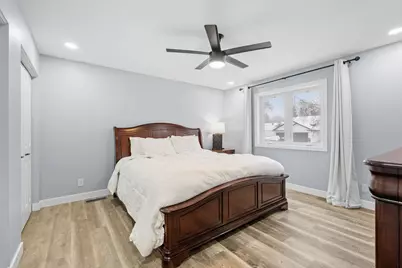 2129 Arkwright Street, Maplewood, MN 55117 - Photo 11