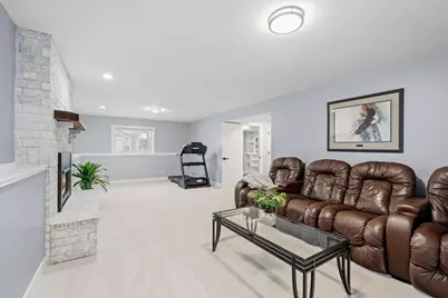 2129 Arkwright Street, Maplewood, MN 55117 - Photo 23