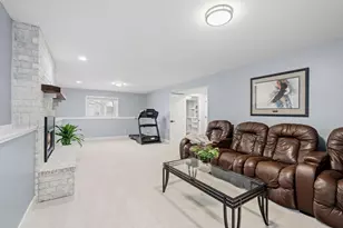 2129 Arkwright St, Maplewood, MN 55117 - Photo 23