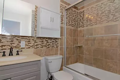 2212 Aldrich Avenue S #106, Minneapolis, MN 55405 - Photo 15