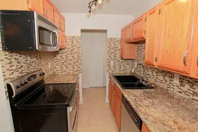 2212 Aldrich Avenue S #106, Minneapolis, MN 55405 - Photo 13