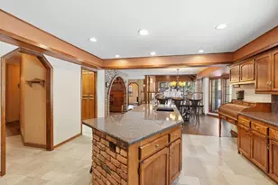 6175 Heather Pl NE, Fridley, MN 55432 - Photo 31