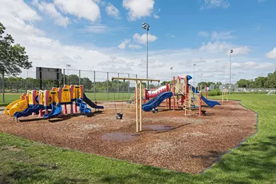 3529 Zenith Avenue N, Robbinsdale, MN 55422 - Photo 51