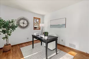 2640 Queensland Ln N, Plymouth, MN 55447 - Photo 15