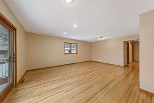 832 Home Pl, Faribault, MN 55021 - Photo 21