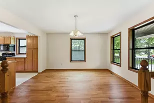 7953 Woodlawn Dr, Mounds View, MN 55112 - Photo 7