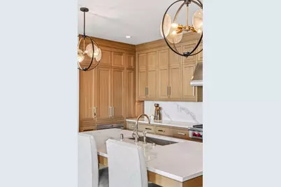 1111 W River Parkway #21B, Minneapolis, MN 55415 - Photo 25