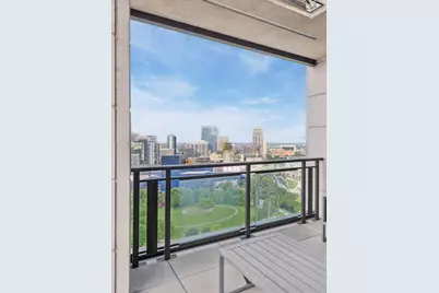 1111 W River Parkway #21B, Minneapolis, MN 55415 - Photo 9