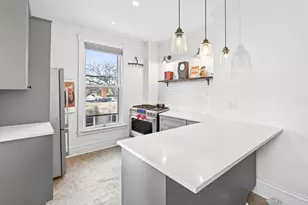 300 Marshall Ave, Saint Paul, MN 55102 - Photo 7