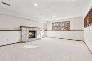 880 Lake Susan Dr, Chanhassen, MN 55317 - Photo 9