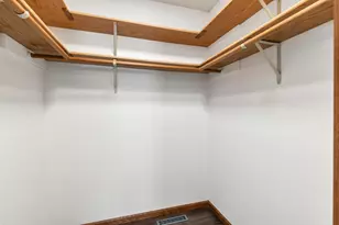 880 Lake Susan Dr, Chanhassen, MN 55317 - Photo 17