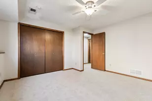 880 Lake Susan Dr, Chanhassen, MN 55317 - Photo 19