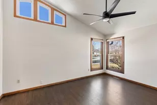 880 Lake Susan Dr, Chanhassen, MN 55317 - Photo 11