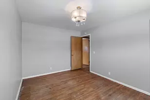 9701 Oakland Ave, Bloomington, MN 55420 - Photo 17