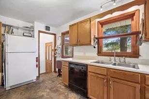 1892 Pascal St, Falcon Heights, MN 55113 - Photo 15