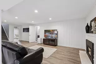 6004 Wooddale Ave, Edina, MN 55424 - Photo 25