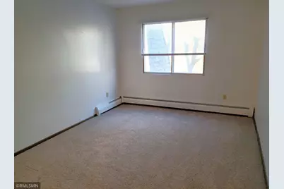 539 S Wasson Lane #305, River Falls, WI 54022 - Photo 11