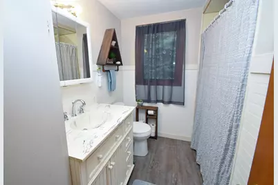 1409 Lakeland Drive NE, Willmar, MN 56201 - Photo 17