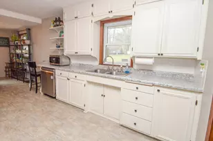 1409 Lakeland Dr NE, Willmar, MN 56201 - Photo 7