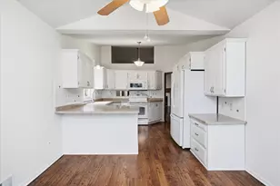 2875 Aldrich Trail, Woodbury, MN 55125 - Photo 13