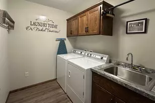 808 17th St N, Princeton, MN 55371 - Photo 15