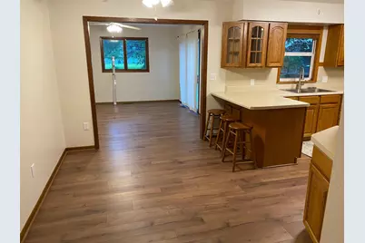 220 S 2nd Street, Bird Island, MN 55310 - Photo 7