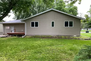 220 S 2nd St, Bird Island, MN 55310 - Photo 23