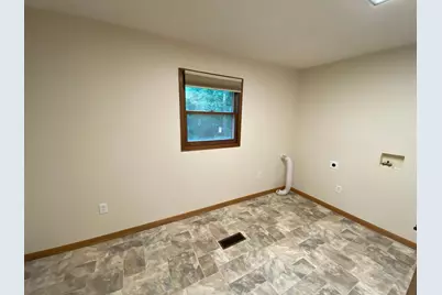 220 S 2nd Street, Bird Island, MN 55310 - Photo 15