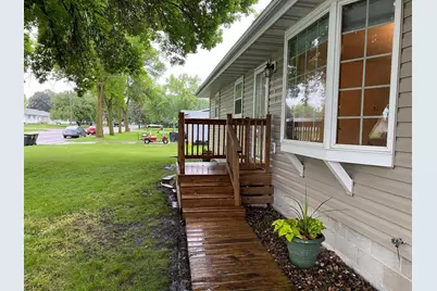 220 S 2nd Street, Bird Island, MN 55310 - Photo 23