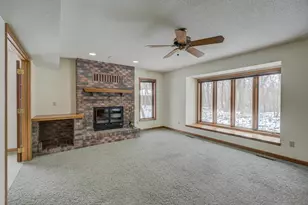 6155 Woodchuck Cir, Lino Lakes, MN 55110 - Photo 7