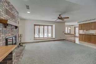 6155 Woodchuck Cir, Lino Lakes, MN 55110 - Photo 5