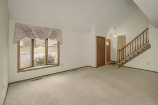 1307 Kassan Dr, South Saint Paul, MN 55075 - Photo 3