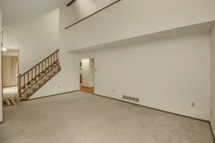 1307 Kassan Dr, South Saint Paul, MN 55075 - Photo 5