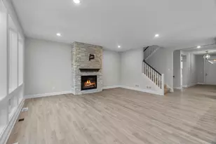 10748 40th St N, Lake Elmo, MN 55042 - Photo 13