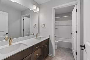 10748 40th St N, Lake Elmo, MN 55042 - Photo 35