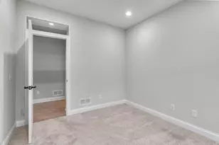 10748 40th St N, Lake Elmo, MN 55042 - Photo 17