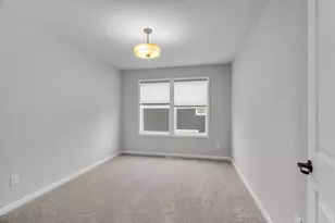 10748 40th St N, Lake Elmo, MN 55042 - Photo 33