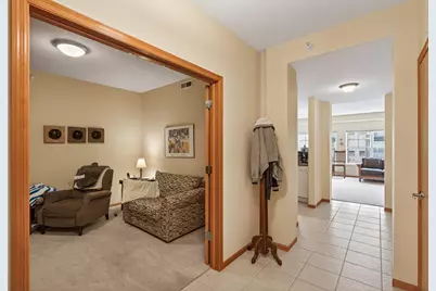 2540 38th Avenue NE #203, Saint Paul, MN 55421 - Photo 5